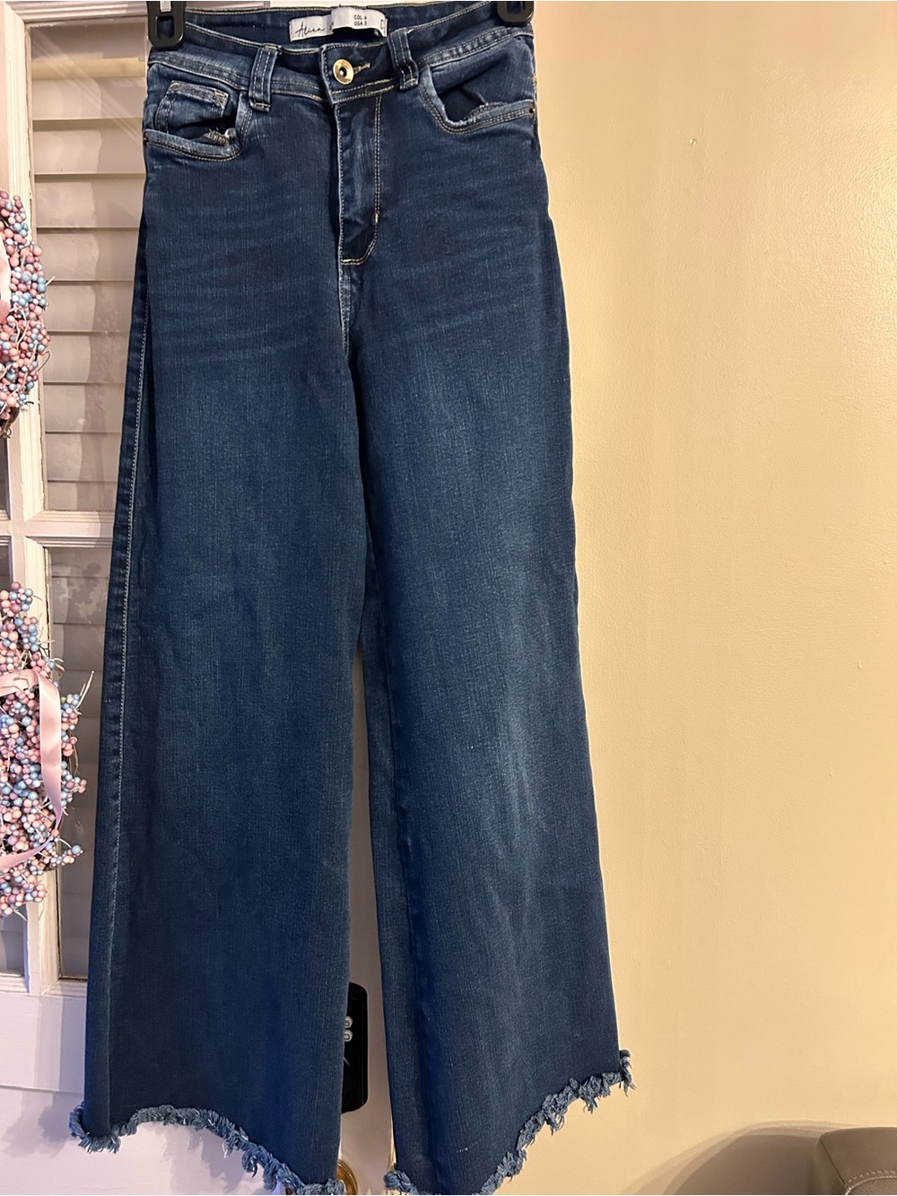 Alien Wide-Leg Dark Blue Denim Jeans